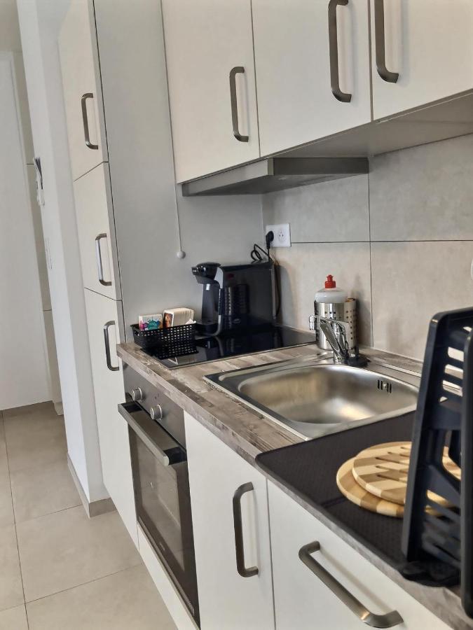 Kresidence - Appartements Saint-Louis ภายนอก รูปภาพ