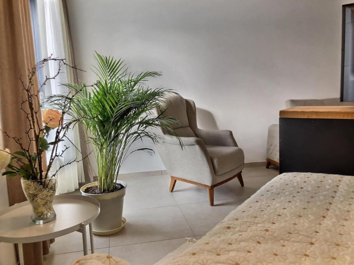 Kresidence - Appartements Saint-Louis ภายนอก รูปภาพ