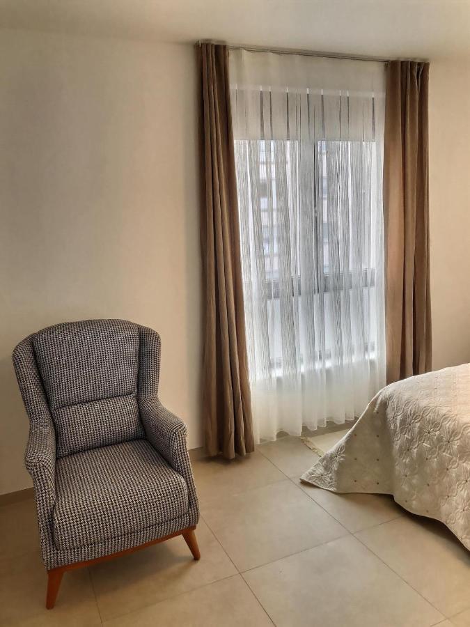 Kresidence - Appartements Saint-Louis ภายนอก รูปภาพ