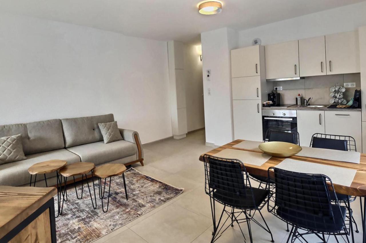 Kresidence - Appartements Saint-Louis ภายนอก รูปภาพ