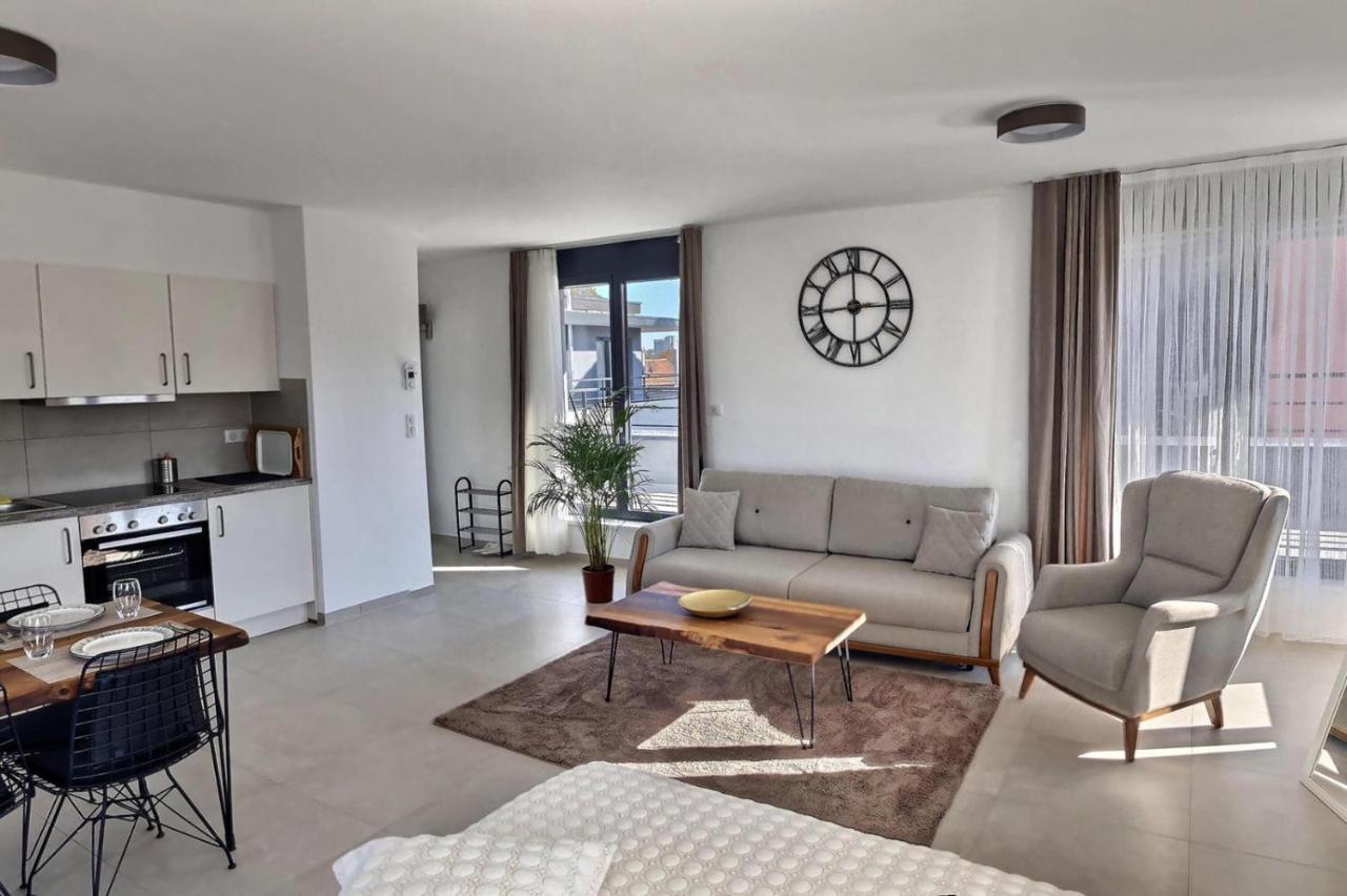 Kresidence - Appartements Saint-Louis ภายนอก รูปภาพ