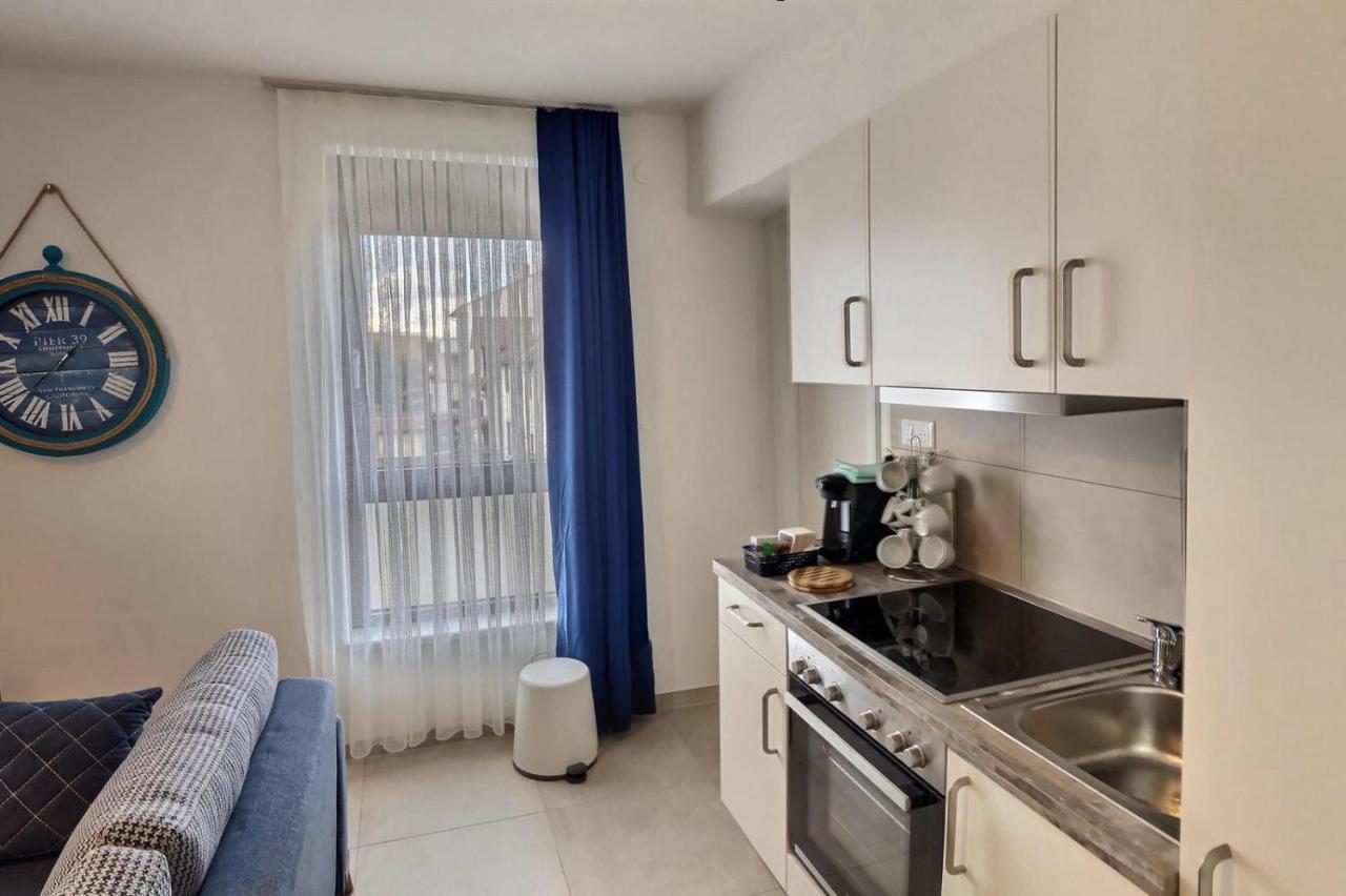 Kresidence - Appartements Saint-Louis ภายนอก รูปภาพ